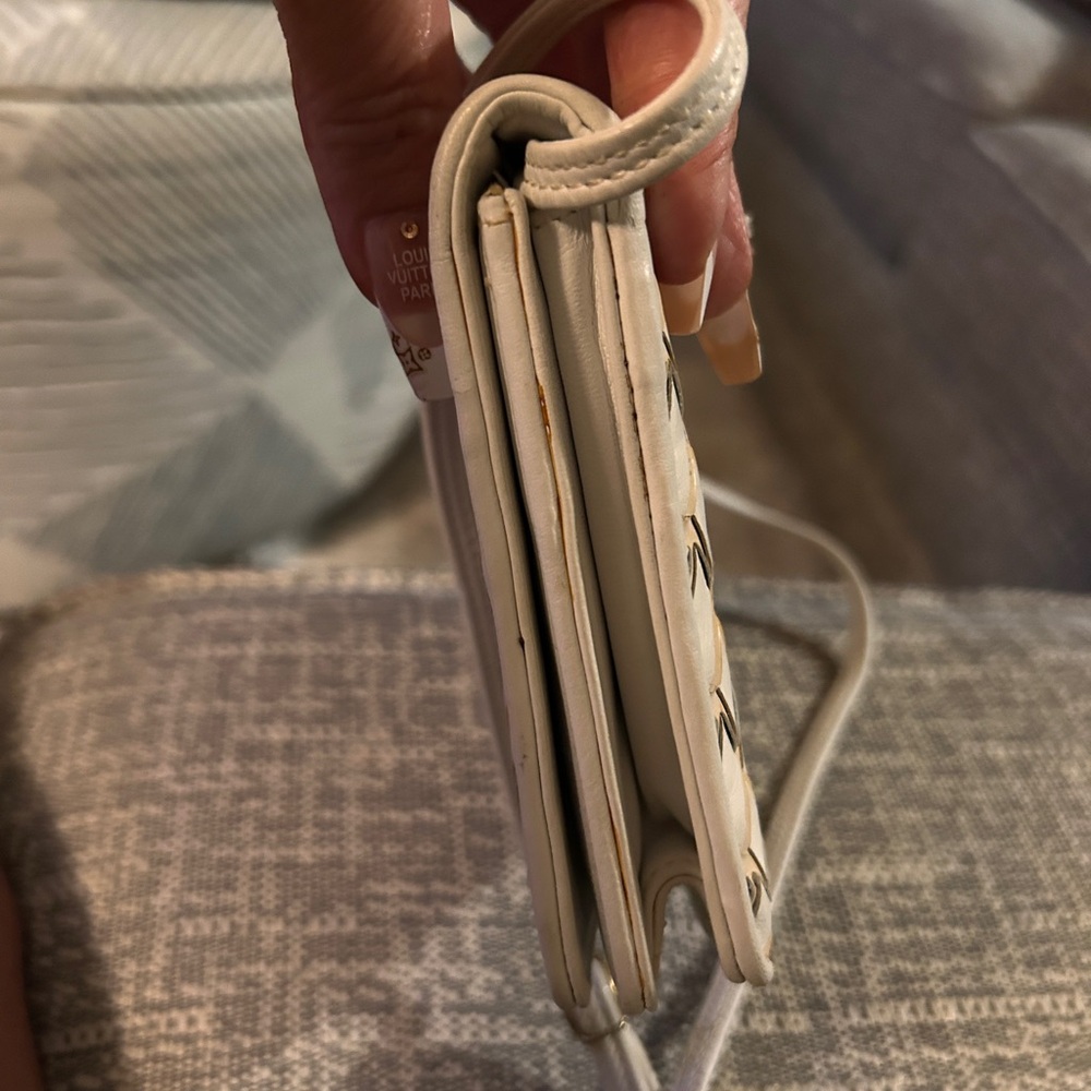 004. Fendi White&Gold vintage leather Crossbody COA - Picture 5 of 13